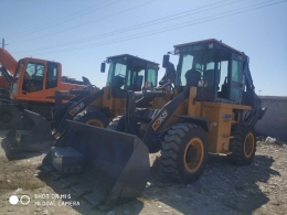 экскаватор-погрузчик XCMG (3)